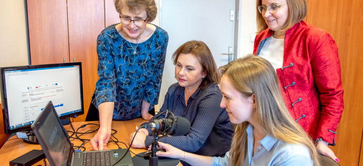 Od lewej: dr inż. Barbara Wilk, mgr Ewa Nowak, dr inż. Anna Szlachta, mgr inż. Małgorzata Augustyn, źródło: strona PRz